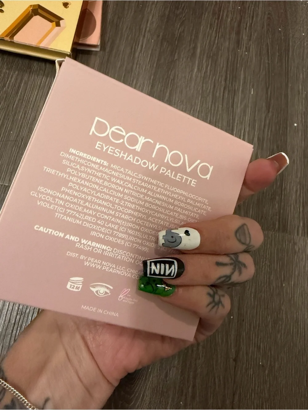 Pear Nova Eyeshadow Palette - new